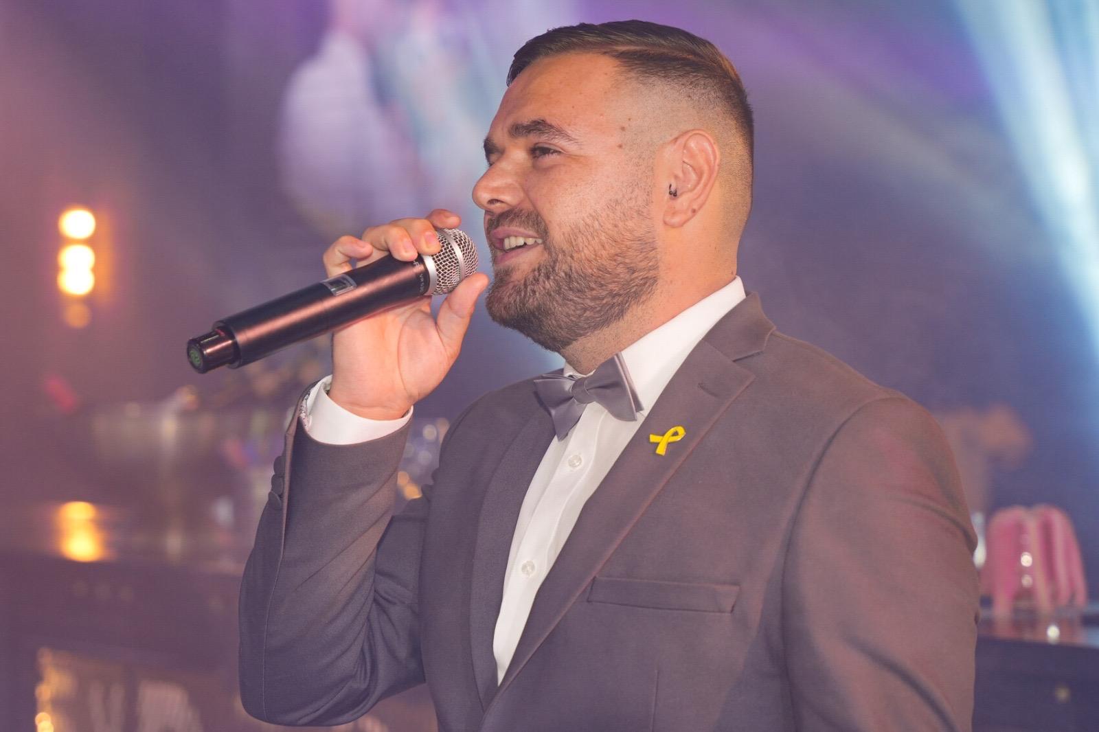 מאיר שוסטר - זמר